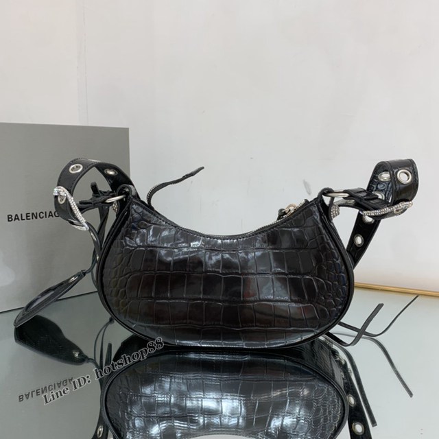 Balenciaga專櫃爆款經典機車包系列女包 巴黎世家黑色鱷魚Le Cagole月牙腋下包 fyj1719